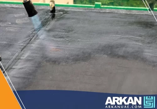 نضمن تماسك جميع طبقات العزل لسطح خالٍ من التسربات والتلف. خبرتنا هي مفتاح نجاح عزل الأسطح في دبي. للحصول على عروض عزل أسطح بالبيتومين، اتصل بـ شركة أركان التطوير 0527514348.