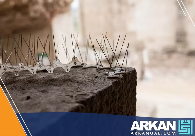أجهزة طاردة للحمام من شركة مكافحة الحمام في أبوظبي لحماية المباني بشكل دائم.